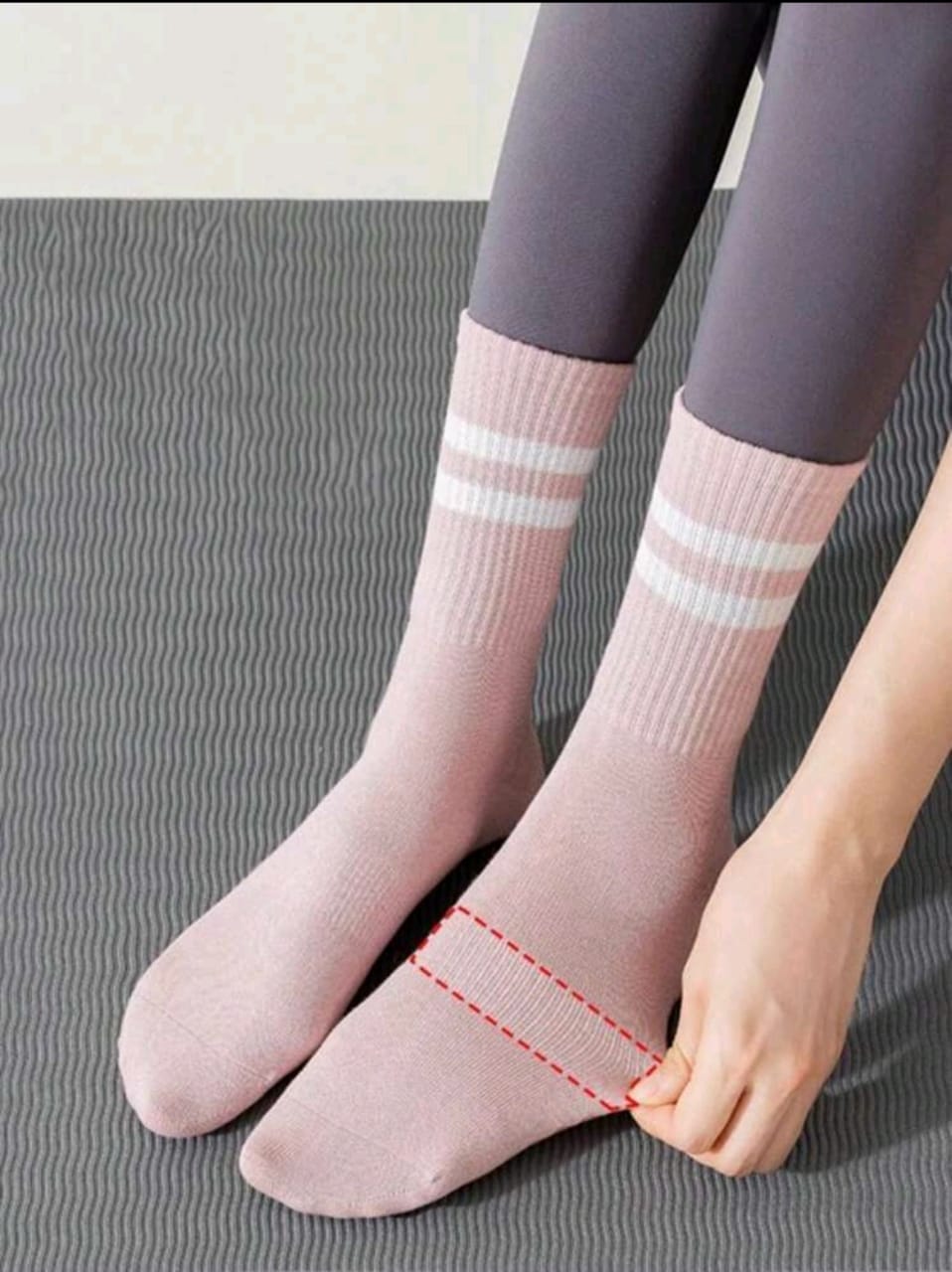 Trendy basic short socks