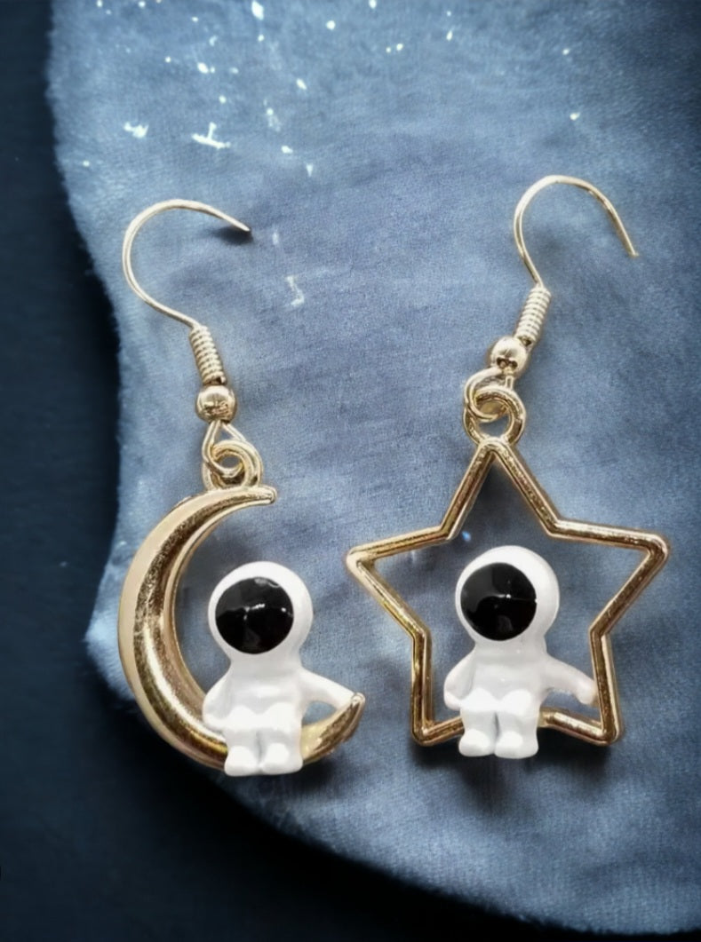 Star & Moon Astronaut Earring