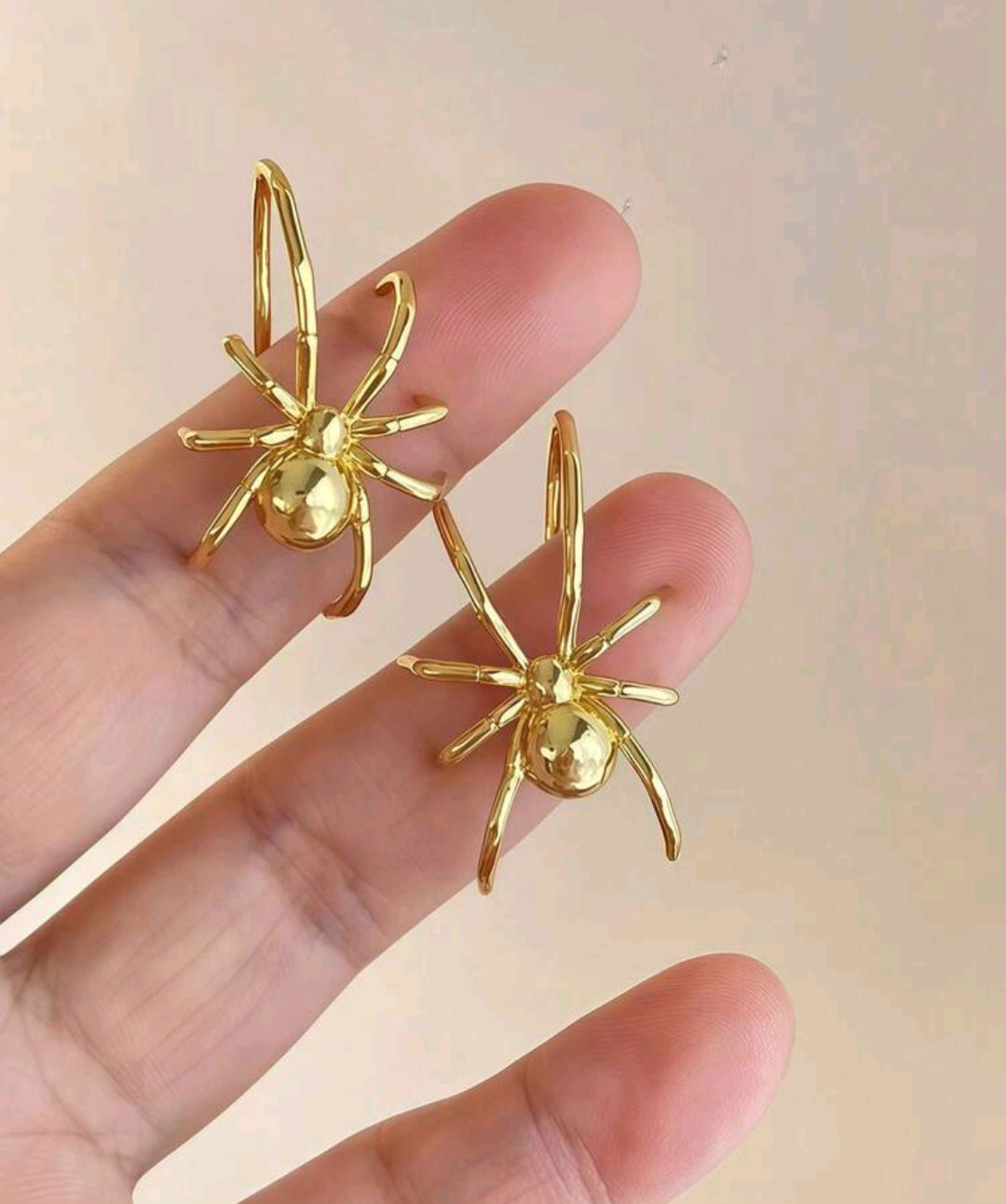 Punk Realistic Spider Earrings
